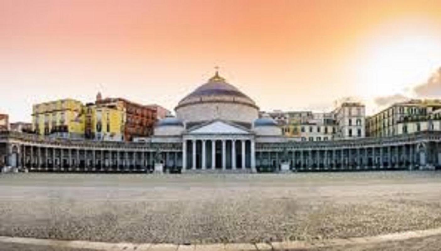 Готель Yacht Club Angioino Неаполь Екстер'єр фото